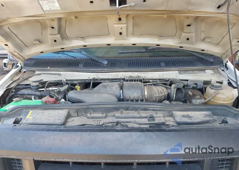 2010 Ford E-350 Super Duty Commercial/Recreational z USA, uszkodzony, nr VIN 1FTSS3EL7ADA06797